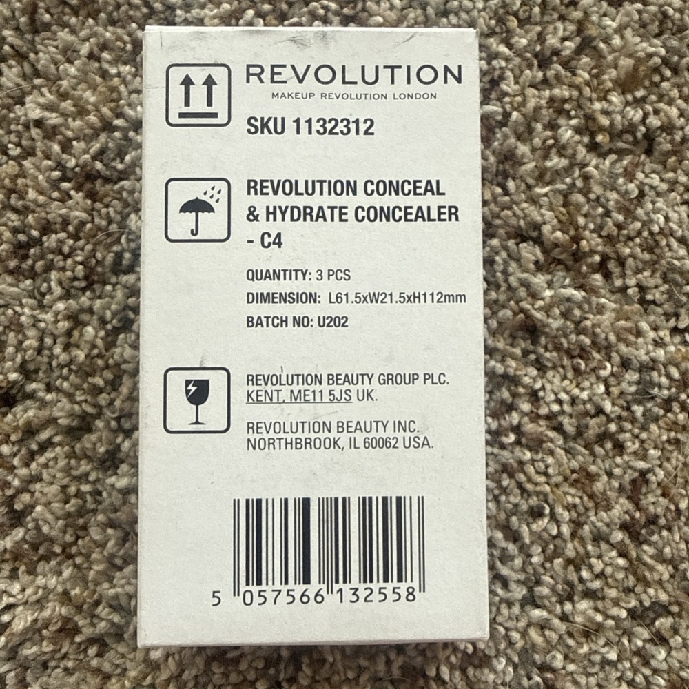 Revlon Revolution Conceal & Hydrate Concealer C4(3 Pack)